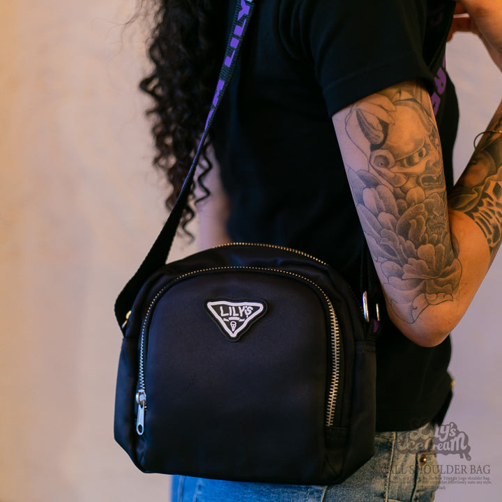 TRIANGLE EMBLEM SMALL SHOULDER BAG